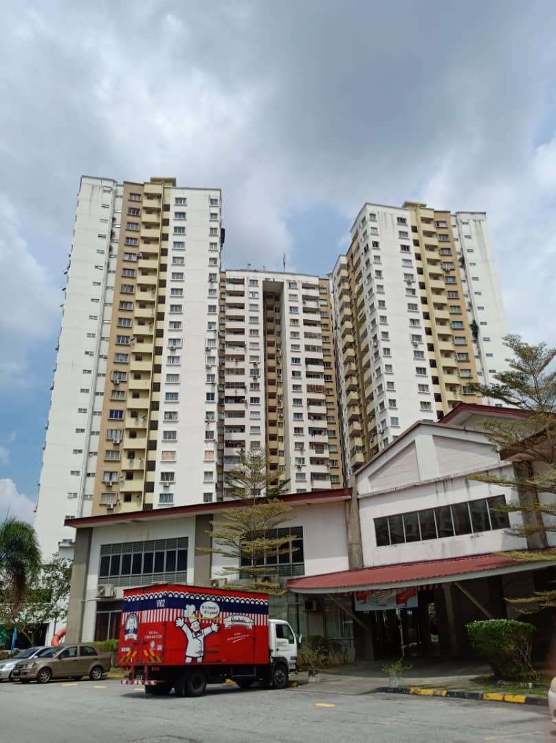 BELOW MARKET MAGNA VILLE CONDO SEBELAH HOSPITAL - photo 3