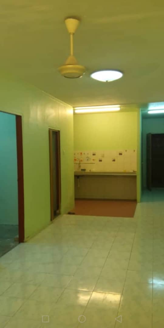 1st floor Renovated Harmoni Apartment Flat damansa