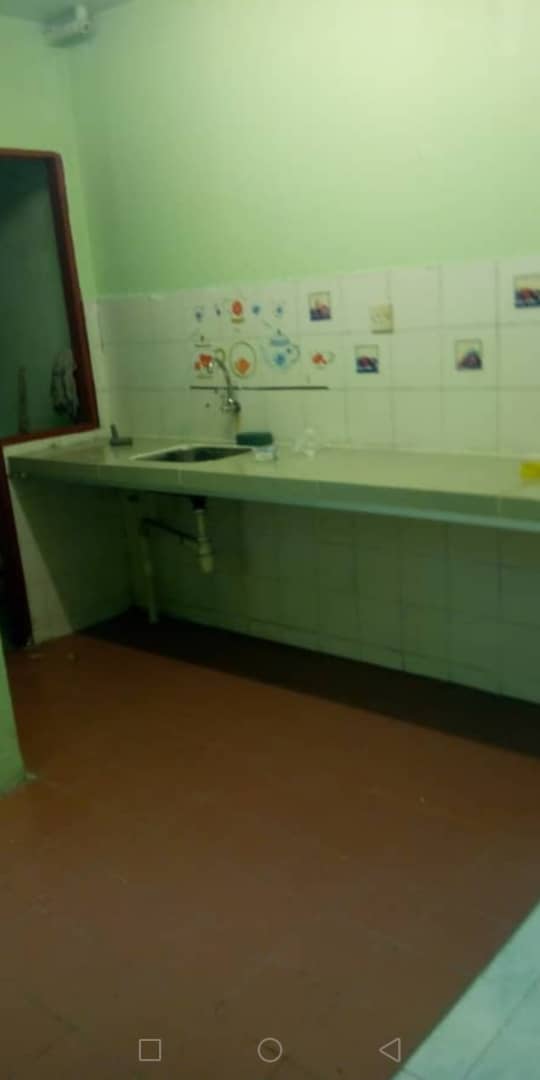 1st floor Renovated Harmoni Apartment Flat damansa - photo 3