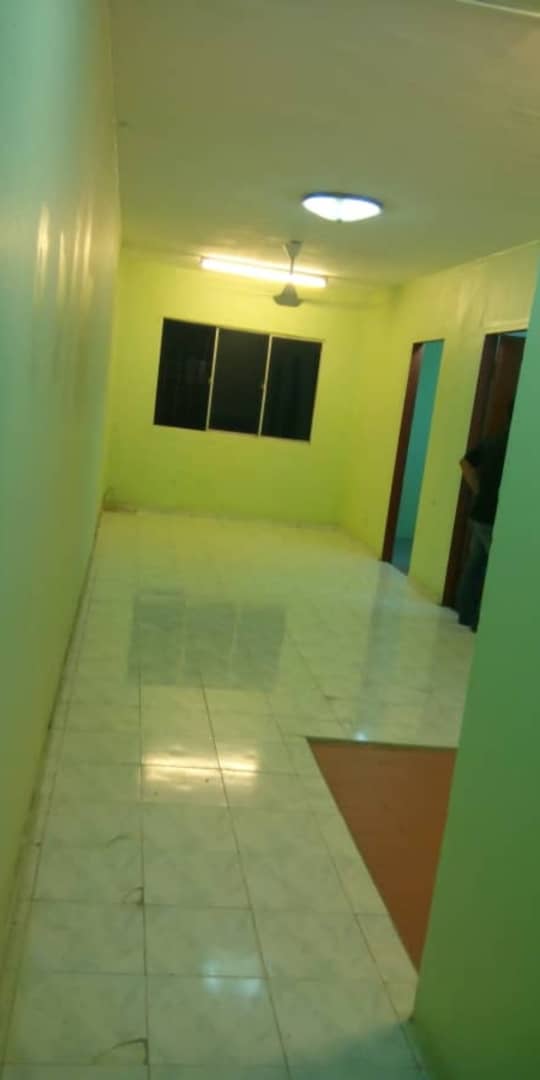 1st floor Renovated Harmoni Apartment Flat damansa - photo 4