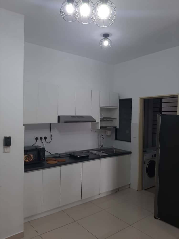 Fully furnish Hamilton next to LRT and Wangsa Walk