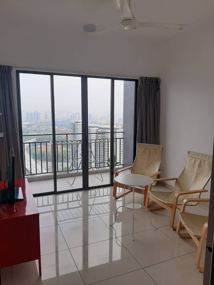 Fully furnish Hamilton next to LRT and Wangsa Walk - photo 2