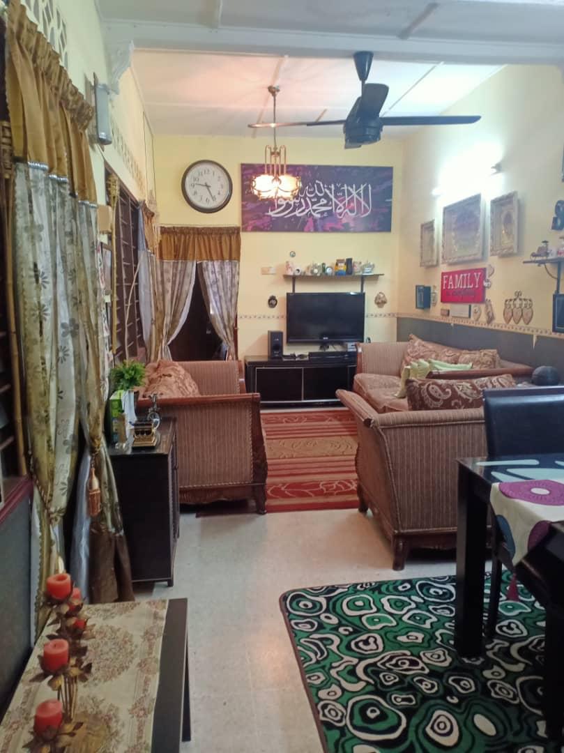 Cantik renovated teres 1 tingkt taman ehsan kepong