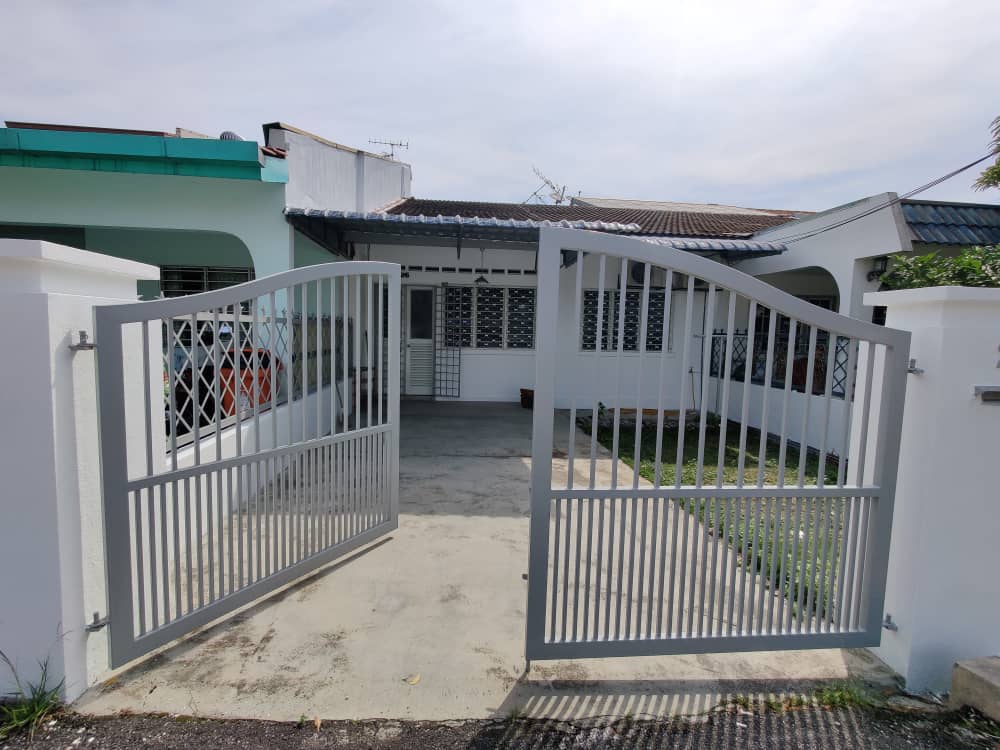 partly furnish single storey sea park taman paramo