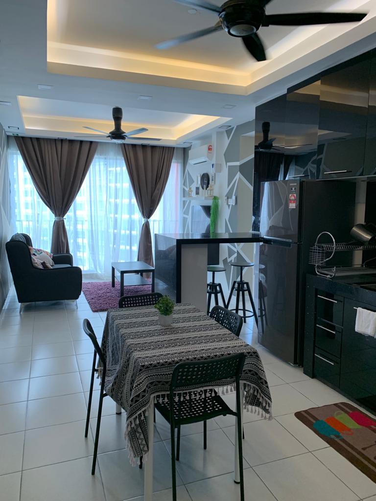 Fully furnish the zizz damansara damai near MRR2 a