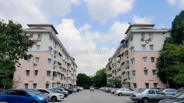 1km to the curve, desa mutiara damansara apartment - photo 1