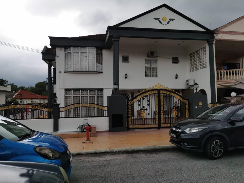 FULLY RENOVATED WELL KEPT 2-Storey Terraced Conerl - photo 6