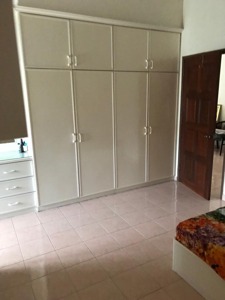 FULLY RENOVATED WELL KEPT 2-Storey Terraced Conerl - photo 10