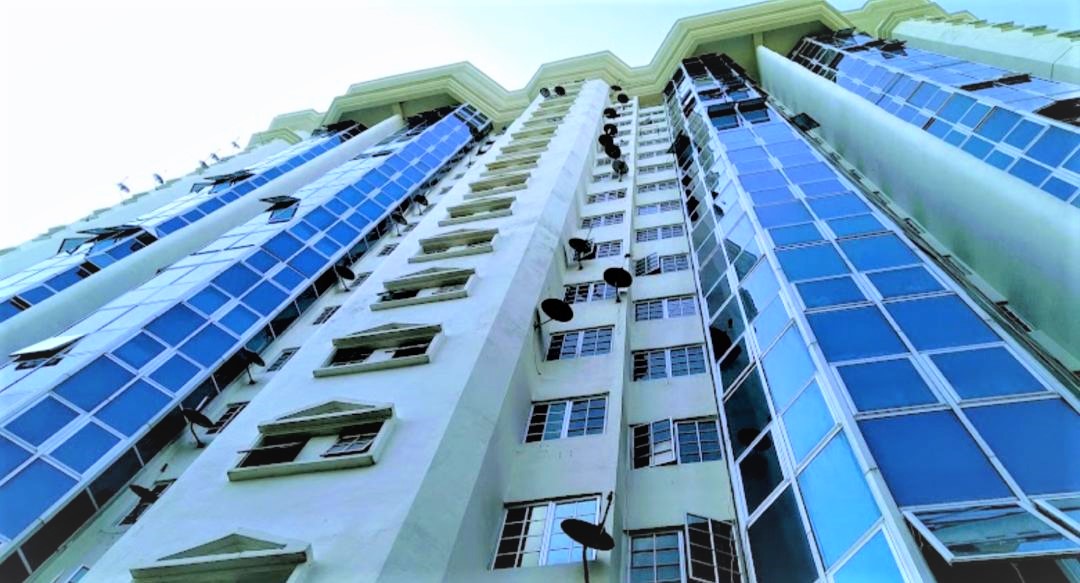 FREEHOLD FULLY FURNISHED HERITAGE CONDO SETAPAK - photo 2