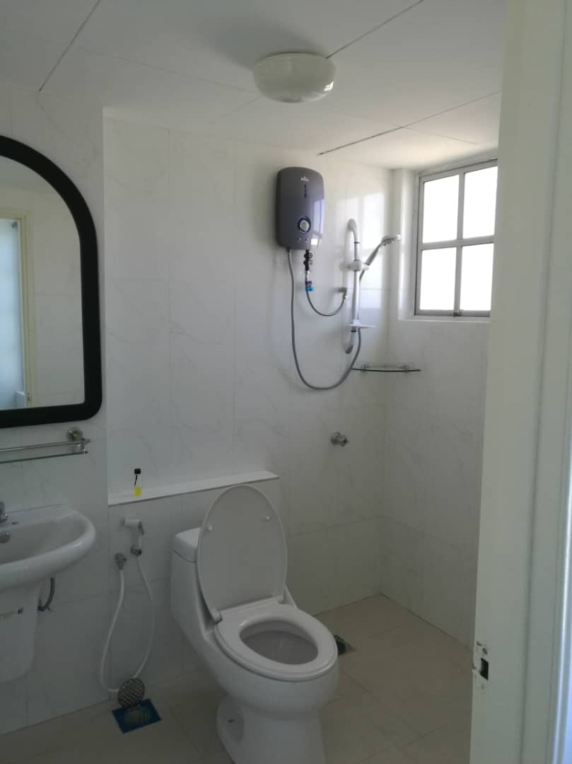 FREEHOLD FULLY FURNISHED HERITAGE CONDO SETAPAK - photo 5