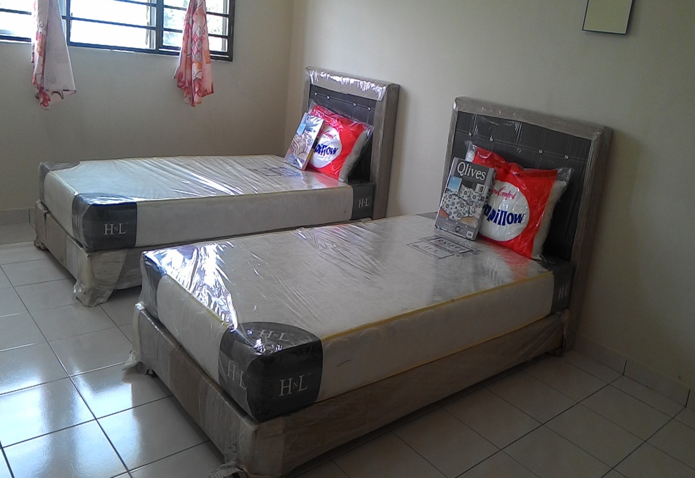 PARTLY FURNISHED SRI HIJAUAN UKAY PERDANA - photo 4