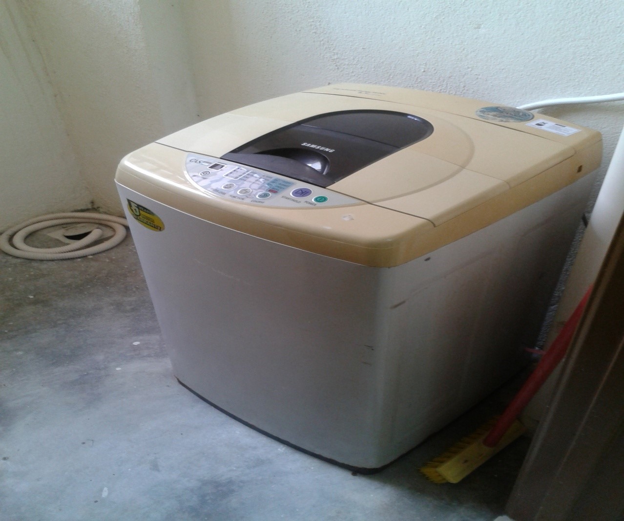 PARTLY FURNISHED SRI HIJAUAN UKAY PERDANA - photo 6