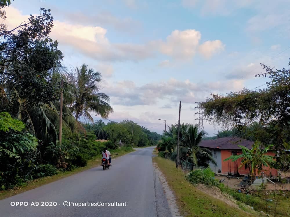 Tanah Tepi Jalan Zoning Kediaman, Gurun, Kedah - photo 2