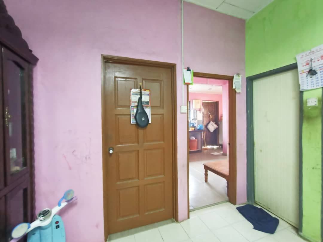 Teres Setingkat Corner Lot Zon Seroja Amanjaya Sg - photo 11