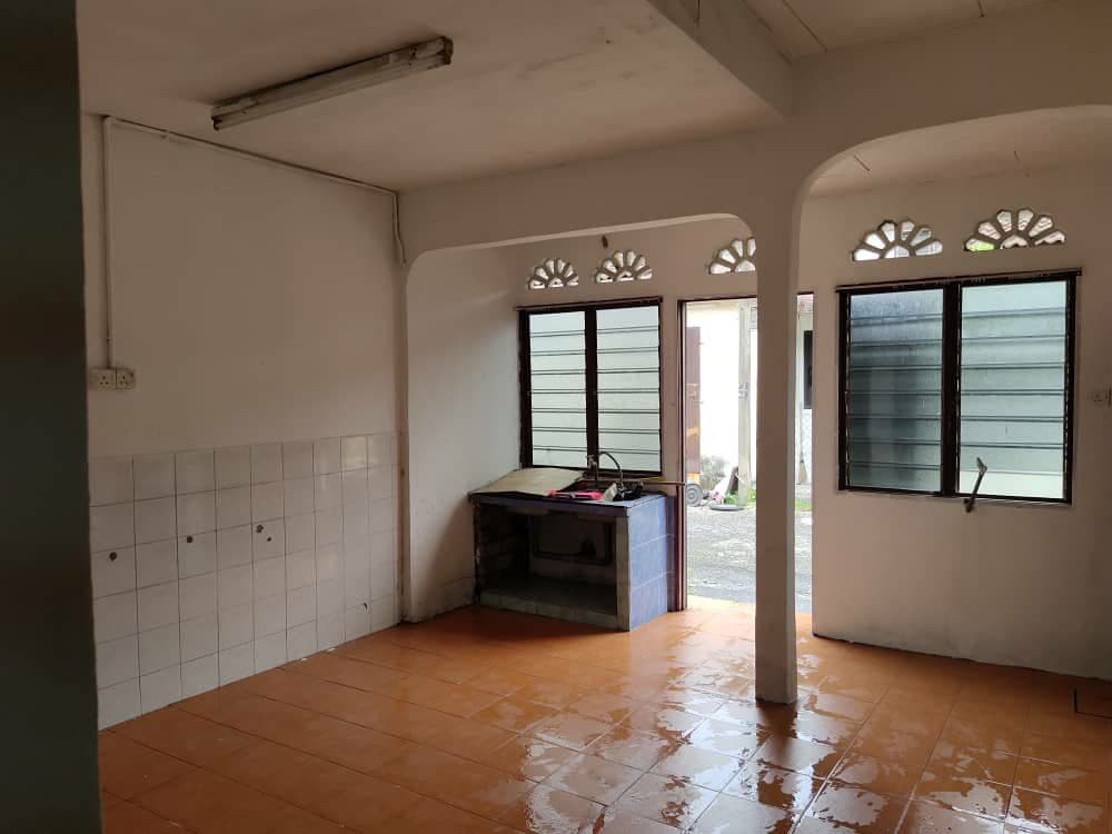 Teres Setingkat Taman Saujana Jaya Asam Kumbang - photo 7