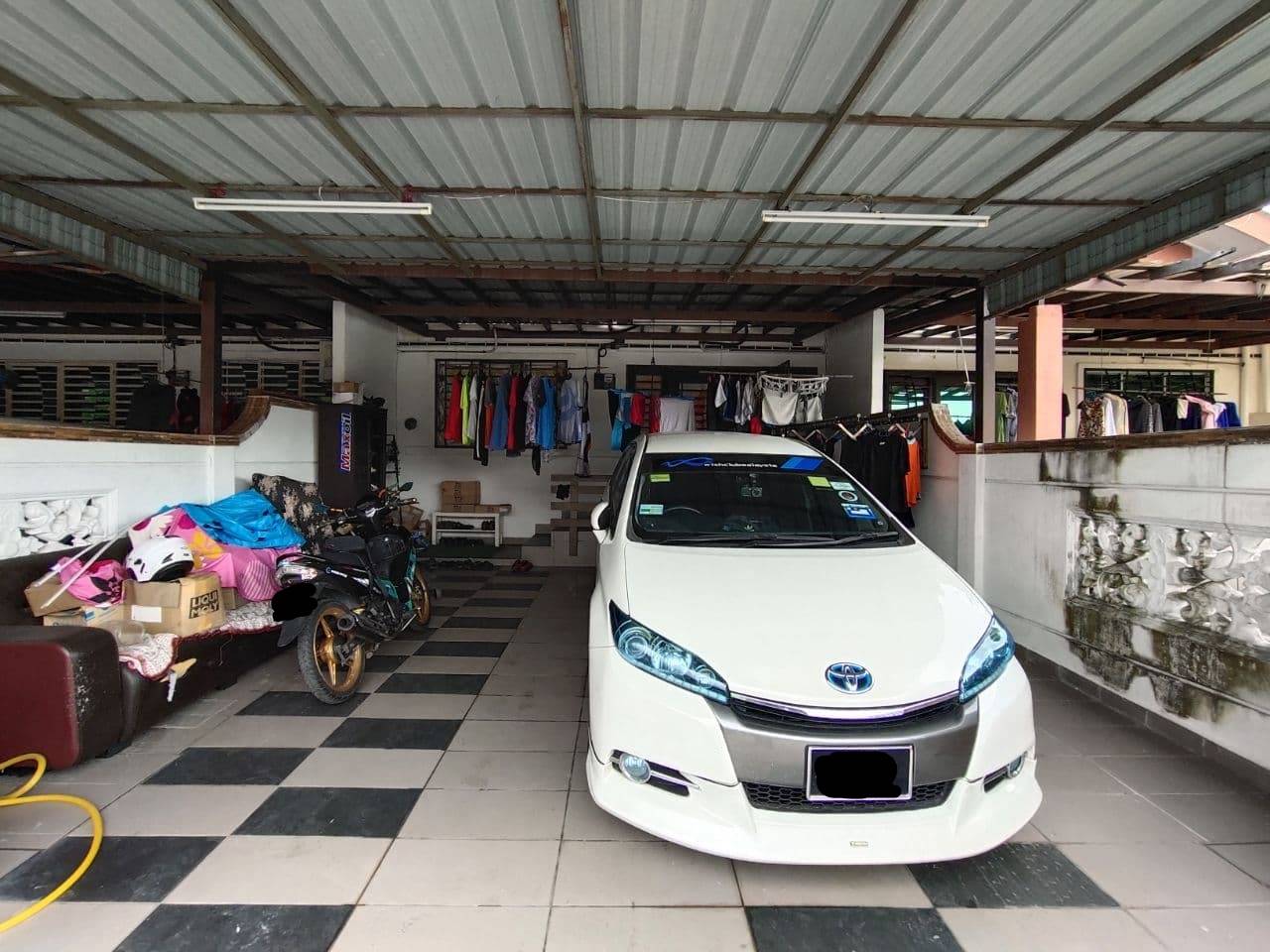 TERES 4 BILIK LORONG MASTAM JLN KEBUN - photo 2