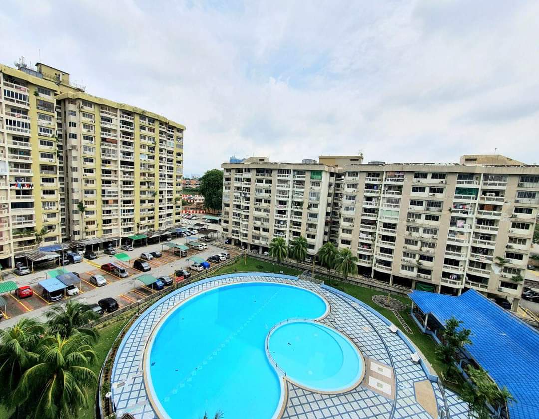 Petaling Indah Condominium Sungai Besi Near Tbs
