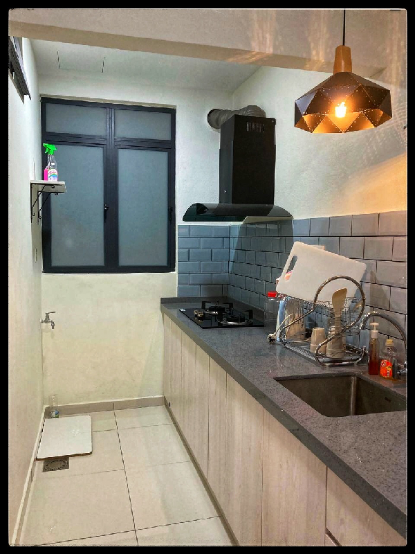URGENT WTS Seasons Gardens Seksyen 10 Wangsa Maju (Facing Pool)  - photo 4