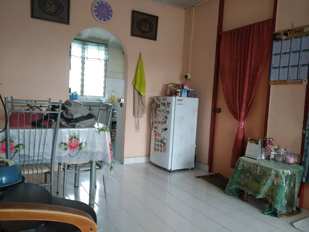 BLOK B4 SEKSYEN 1 WANGSA MAJU - photo 4