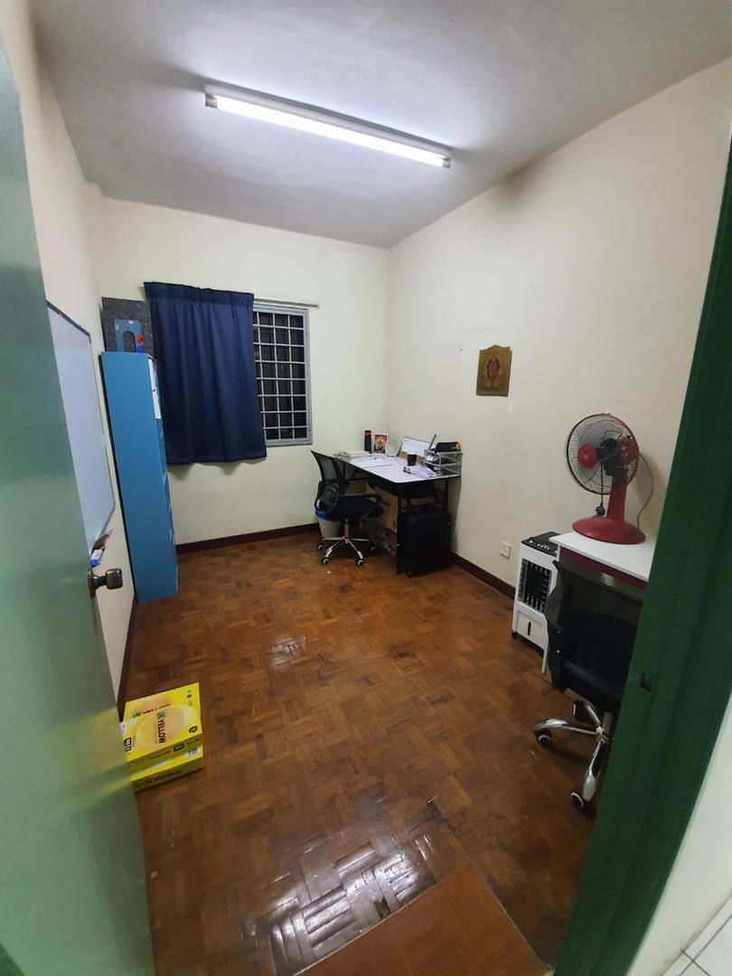 Apartment AC4 Taman Sri Sentosa 3R2B 772 SqFt - photo 7