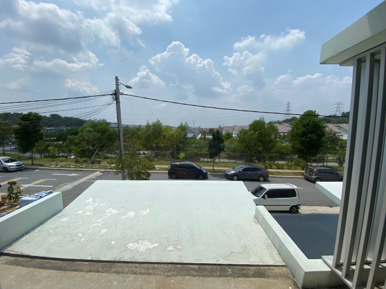 END LOT, 2 Storey Terrace BB Salak Tinggi - photo 2