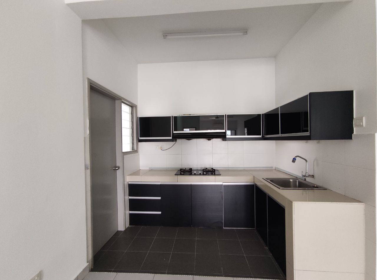 CORNER Ivory Residence Mutiara Heights Prima Sauja - photo 7