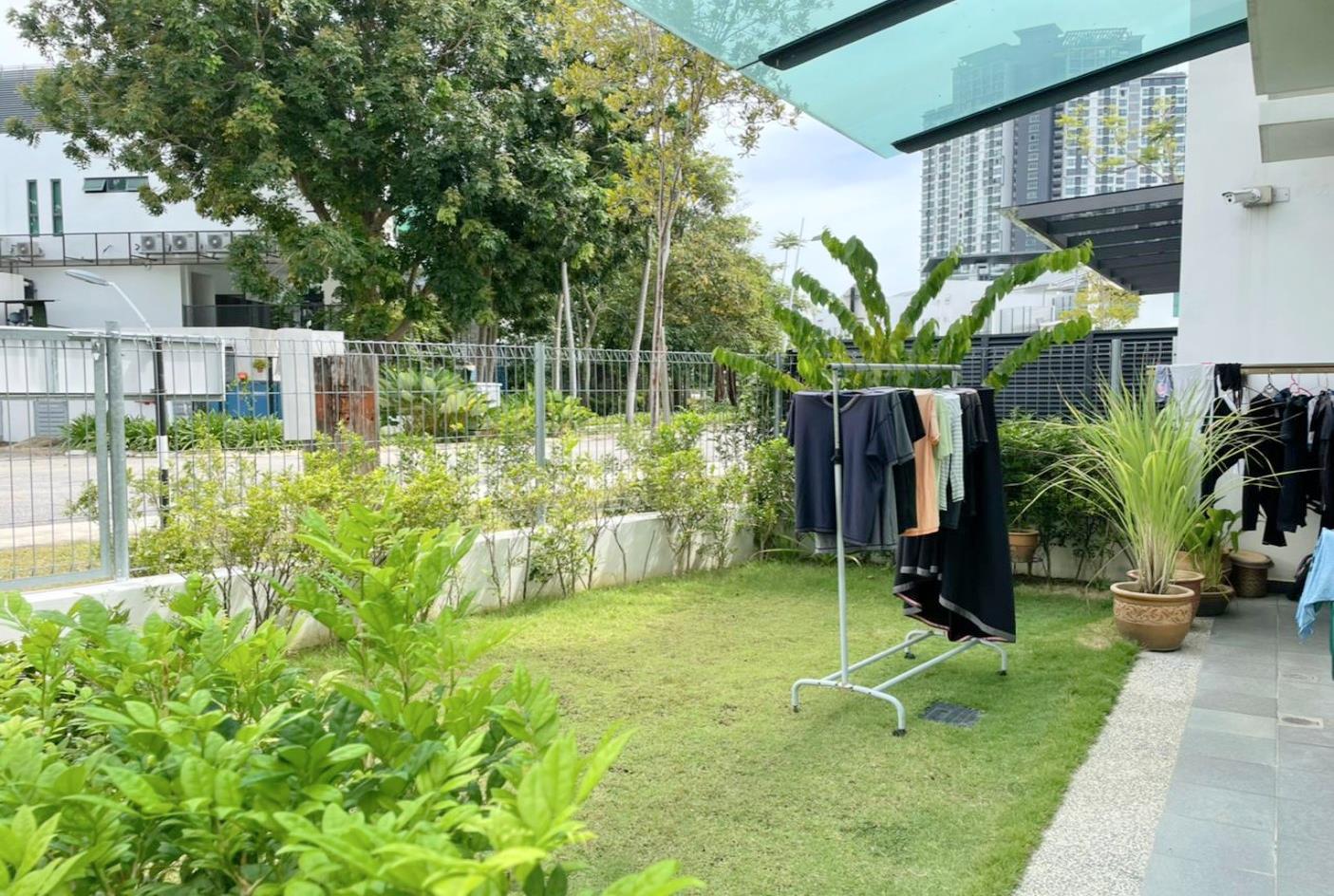 END LOT, Semi D 3 Storey House Sejati Residence - photo 11
