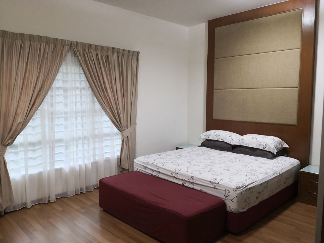 POOL VIEW, Li Villas Condominium Seksyen 16 PJ - photo 3