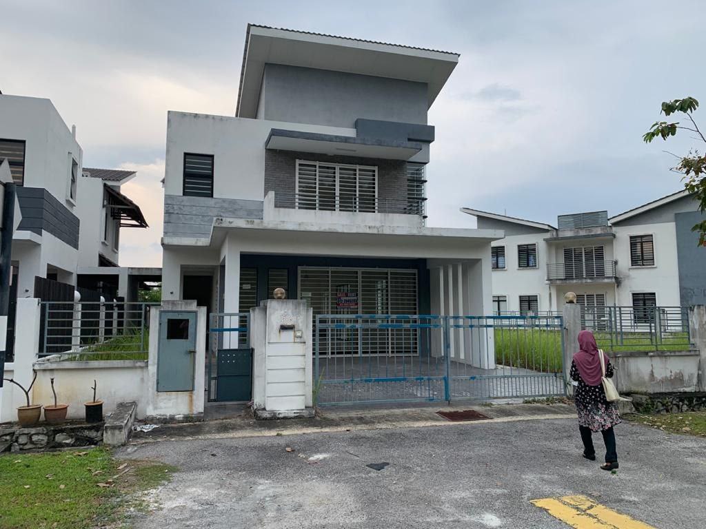 2 Storey Semi D Sinar Warisan, Saujana Utama