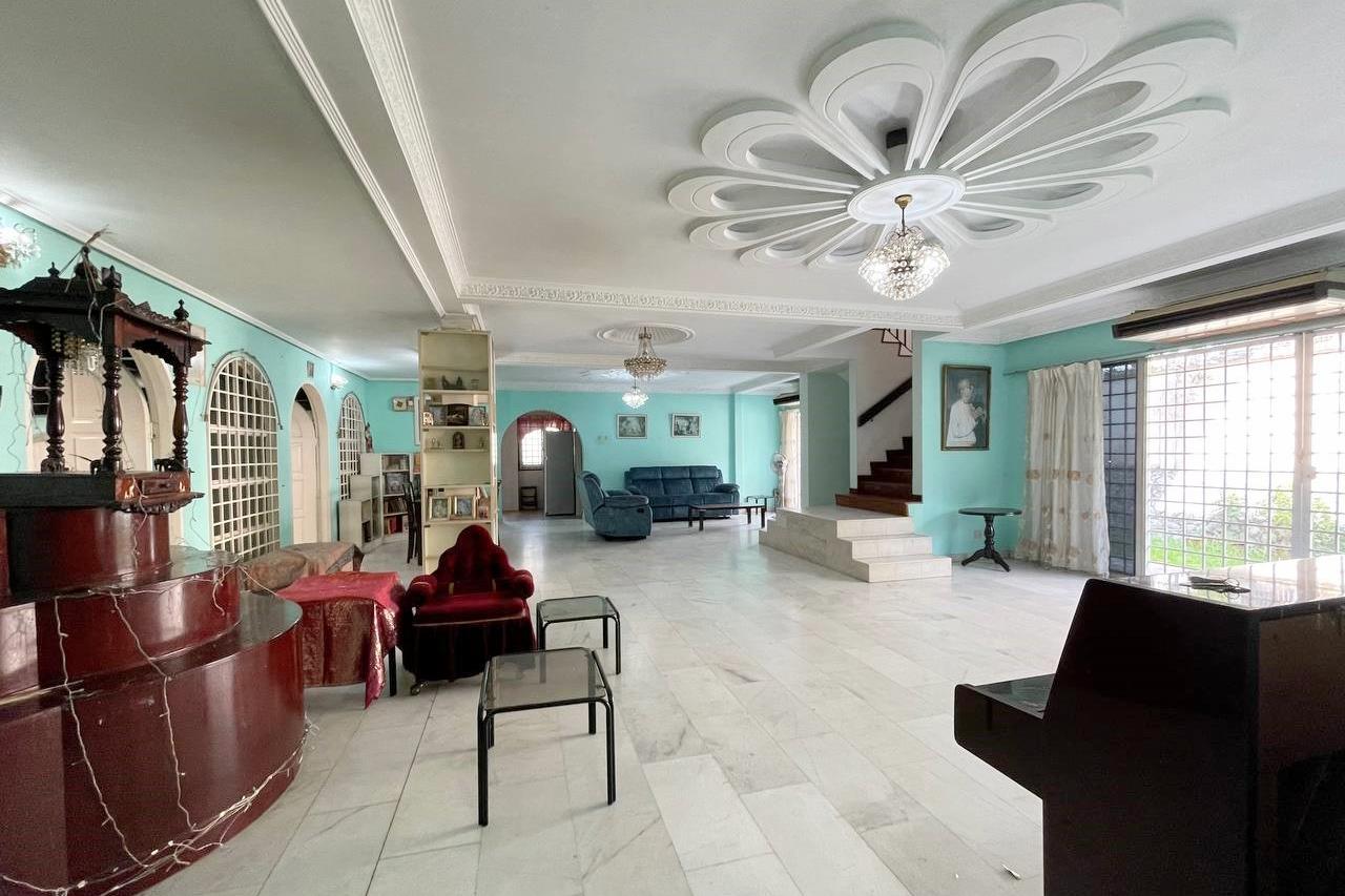 Bungalow 2 Storey House Taman Sri Kelana SS 7
