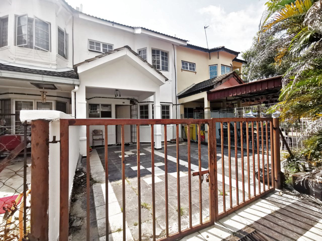 Double Storey Bandar Puncak Alam