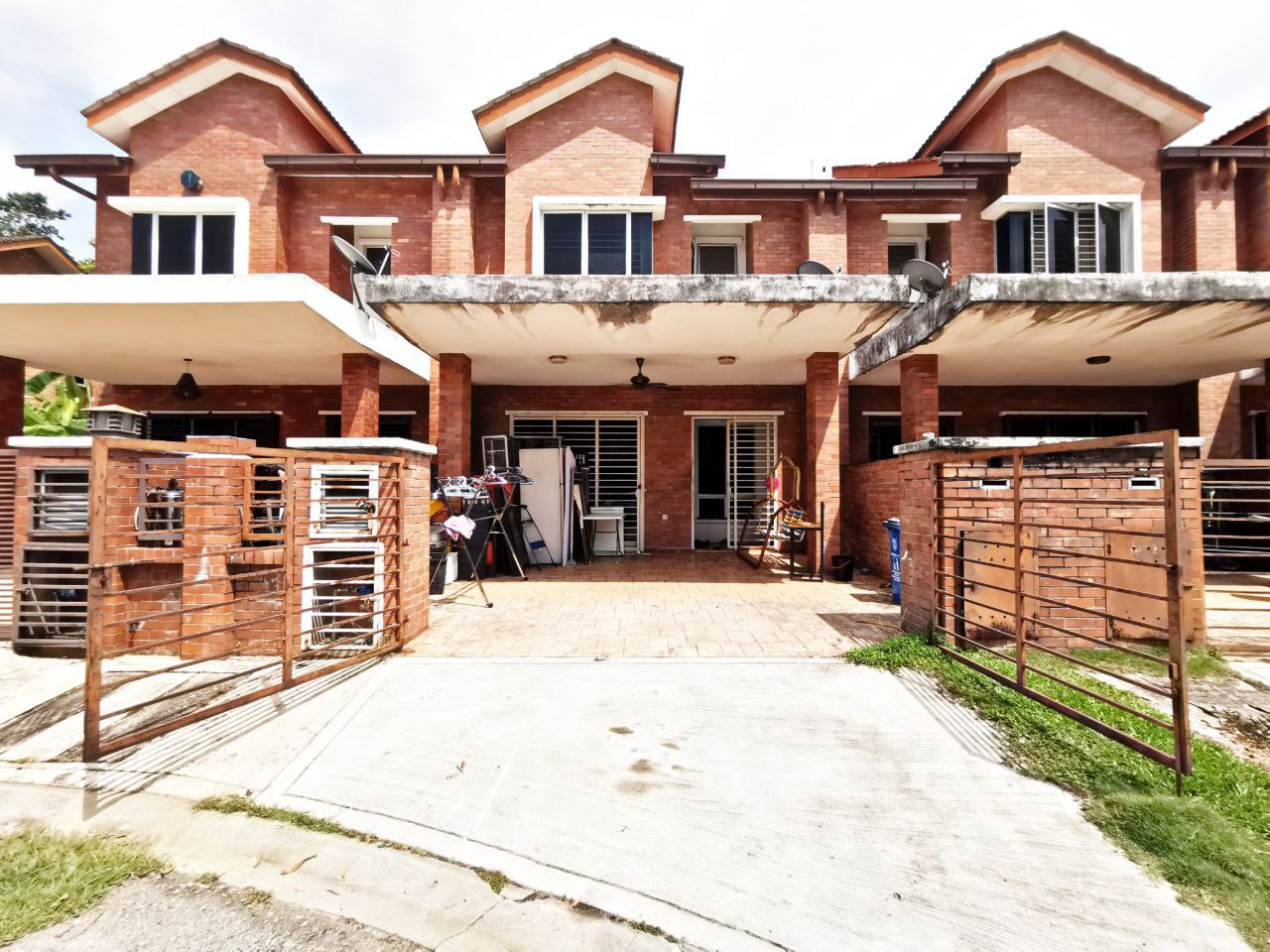 2 Storey Seksyen U10 Alam Budiman Shah Alam
