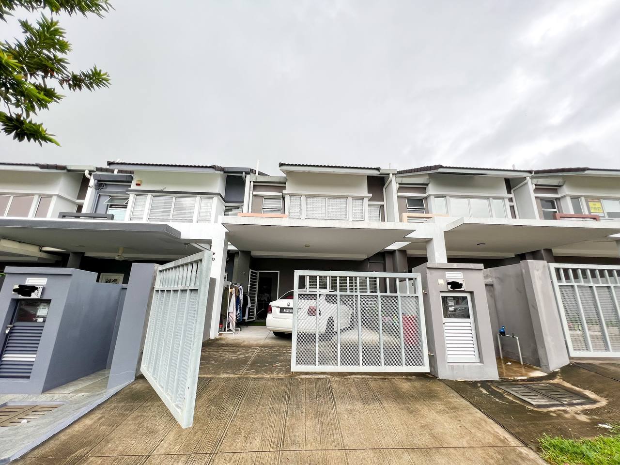 2 Storey Terrace Serene Heights IZZAT ZAMROS