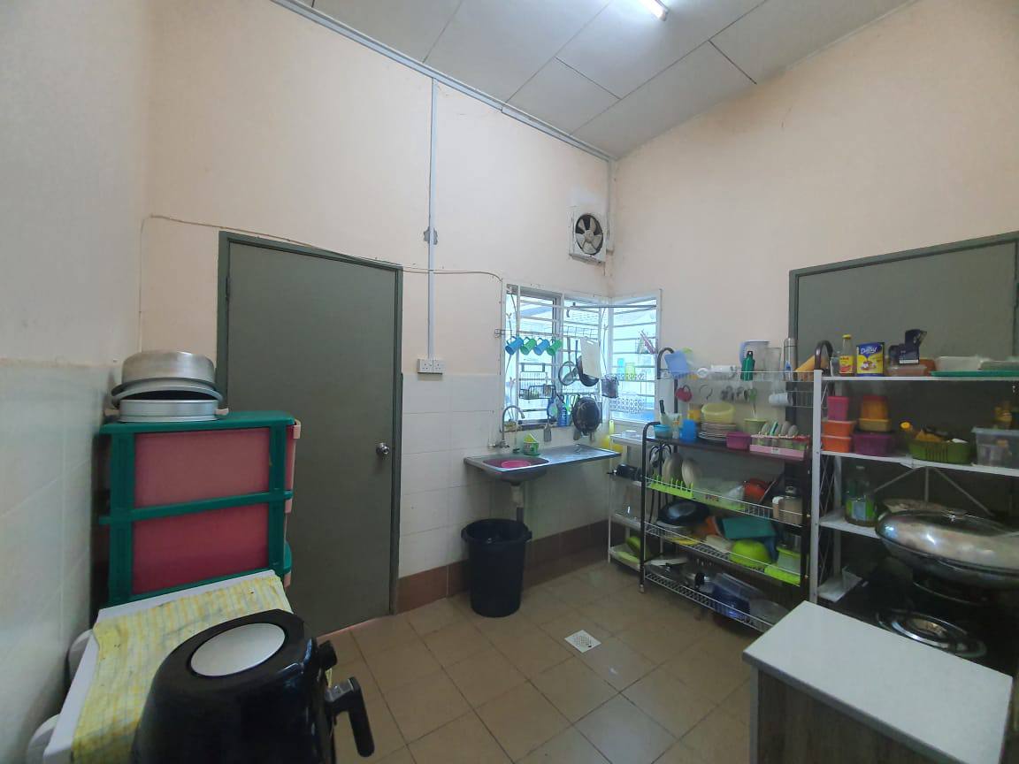 Single storey dengkil BEN SAPIT - photo 3