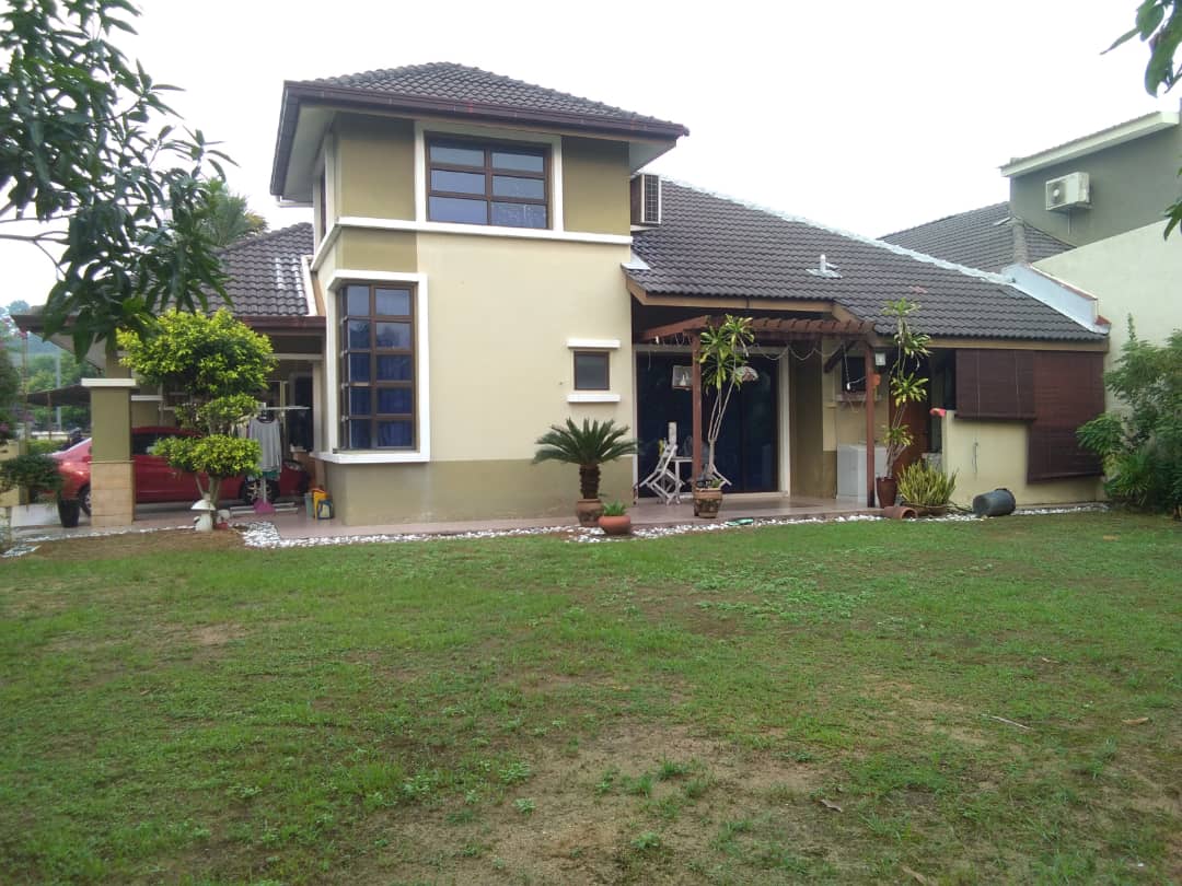 Extra Land Semi D Villa Suria Warisan Puteri - photo 3