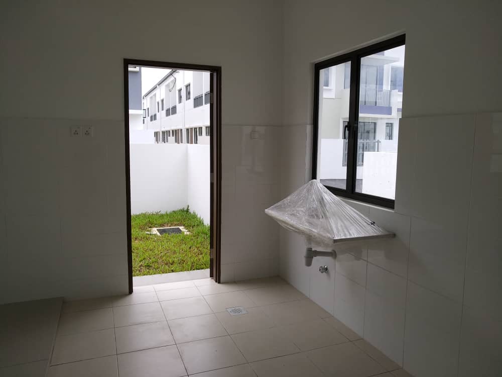 END LOT 2 Storey Teres Setia EcoHill , Semenyih - photo 7