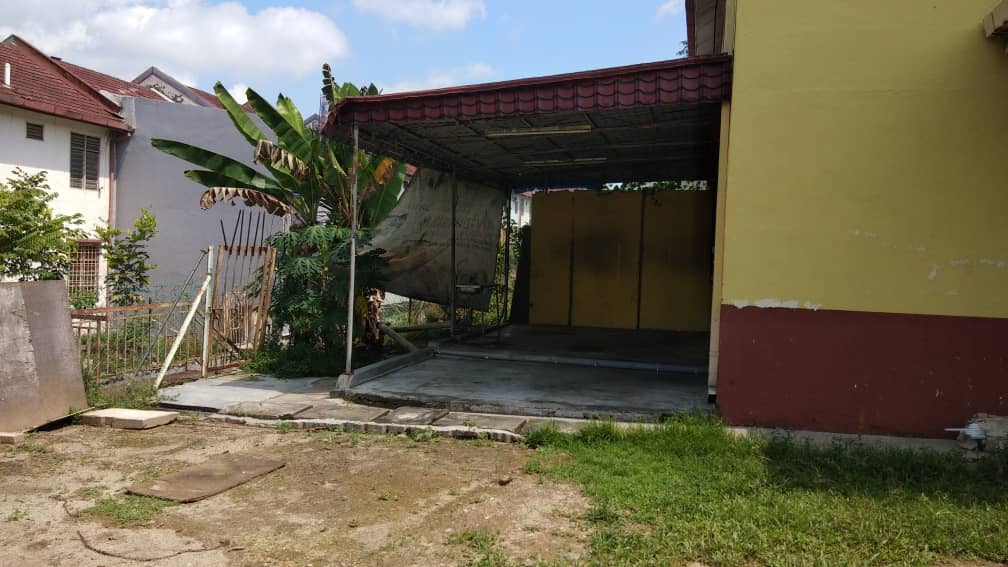 Tanah Besar COrner LOt Taman Desa Anggerik , Nilai - photo 6