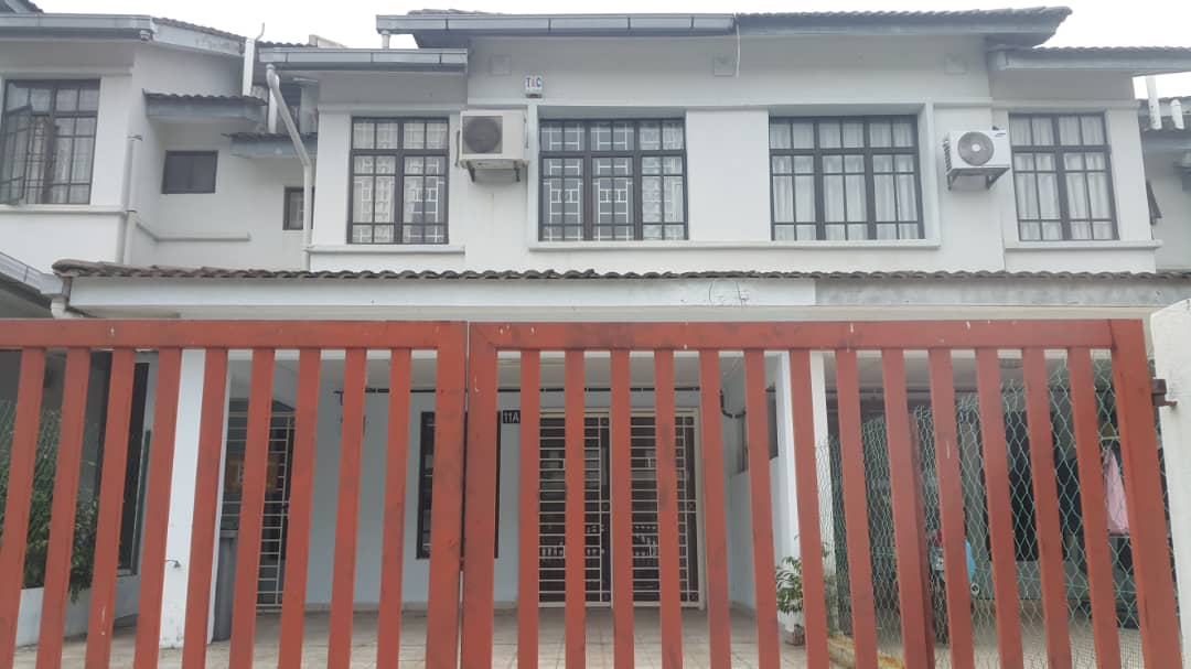 Rumah Cantik 2 Tingkat Desa Kasia , Nilai , Usim - photo 1