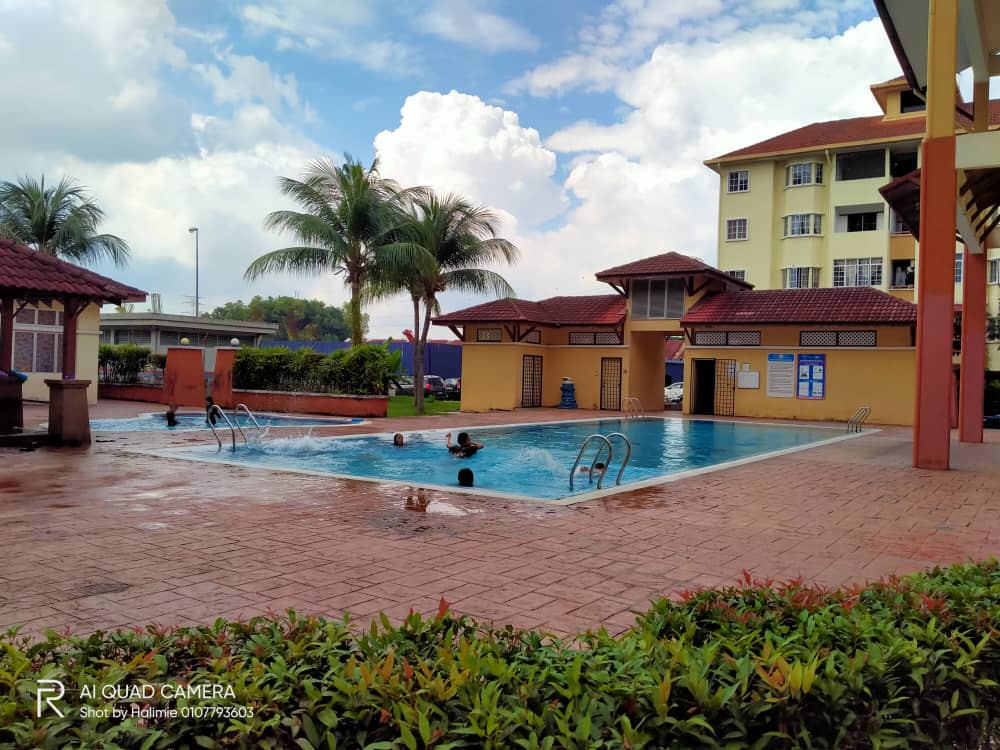 Beautiful unit Intana Ria Apartment sek 7 Bangi - photo 5