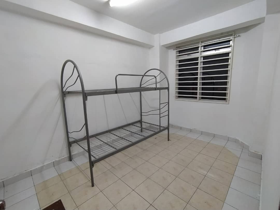 GROUND FLOOR CAMELIA COURT NILAI IMPIAN - photo 5