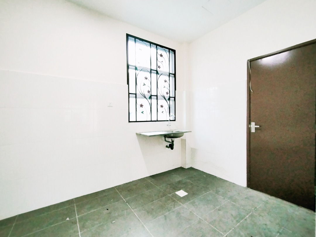 DOUBLE STOREY BUNGALOW TAMAN SENAWANG PERDANA - photo 5