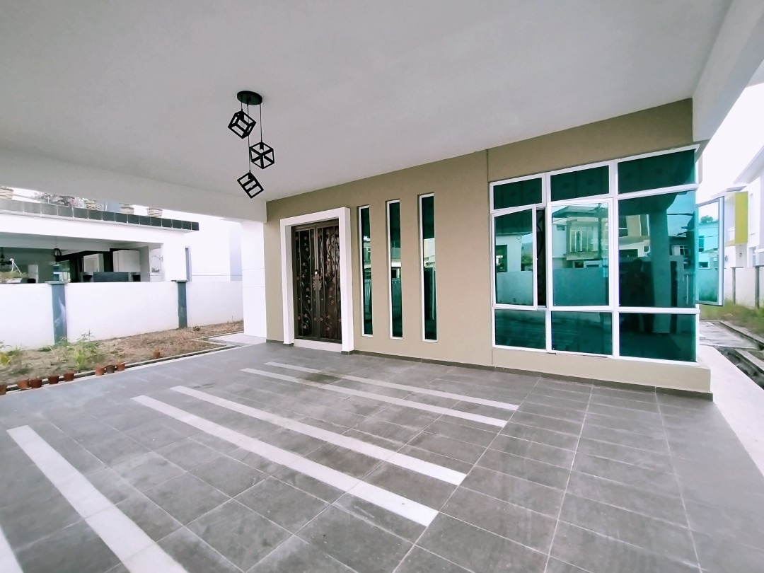 DOUBLE STOREY BUNGALOW TAMAN SENAWANG PERDANA - photo 10