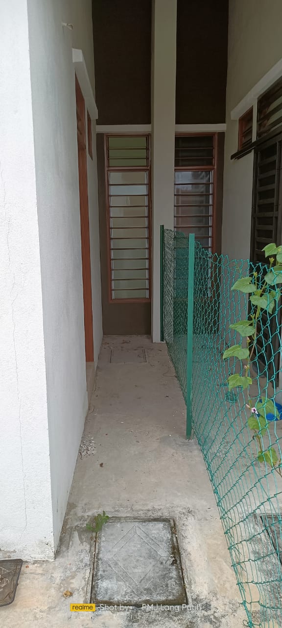 Teres 1 tingkat tmn Permai Utama Gurun - photo 8