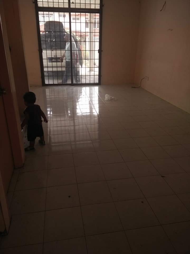CANTIK teres 2 tingkat Seri Bayu 2 Sg Lalang - photo 2