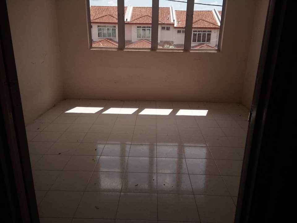 CANTIK teres 2 tingkat Seri Bayu 2 Sg Lalang - photo 5