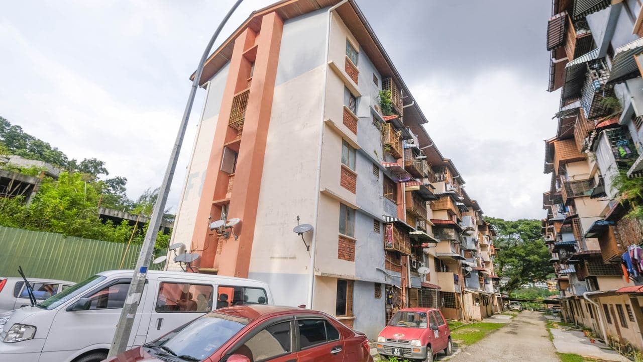 FLAT TAMAN MELATI SETAPAK KUALA LUMPUR