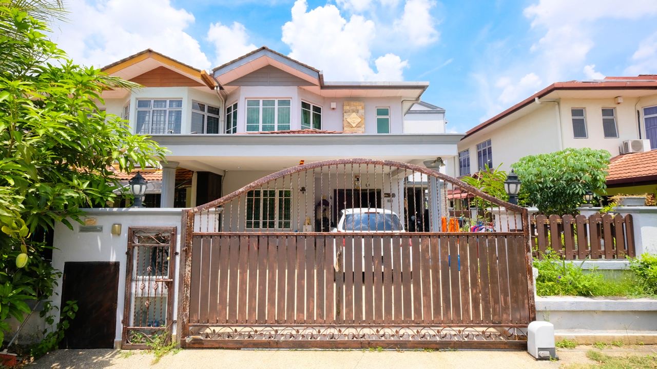 2 Storey End Lot house, Bandar Botanic, Klang