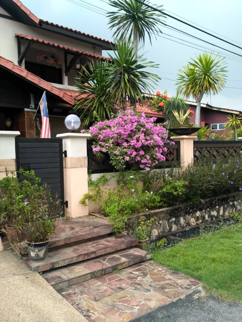 Bungalow Double Storey Taman Setia Gombak