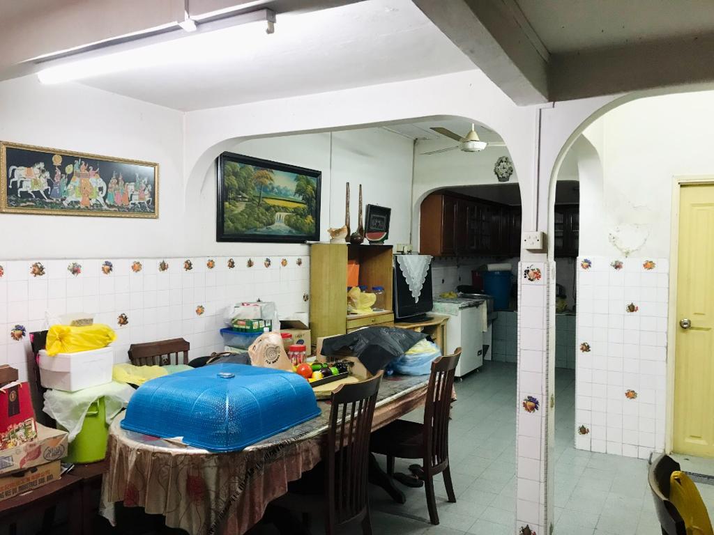 Semi D Bungalow Classic House With Rooftop - photo 8