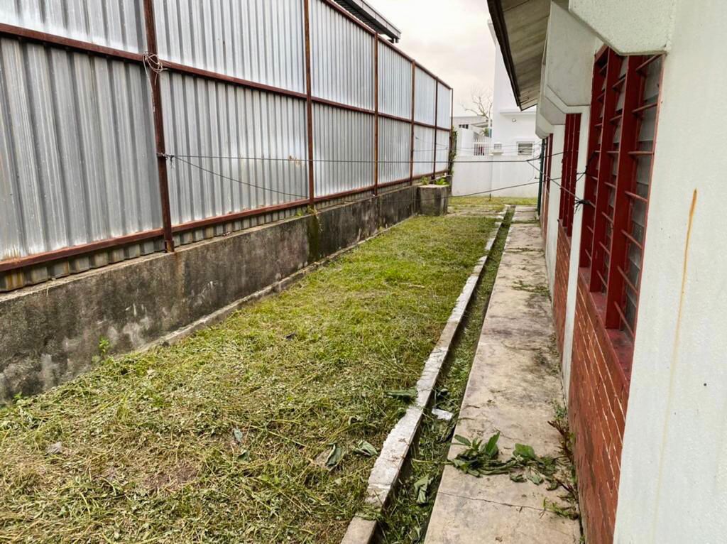 Single Storey Bungalow Taman Serdang Utama - photo 1